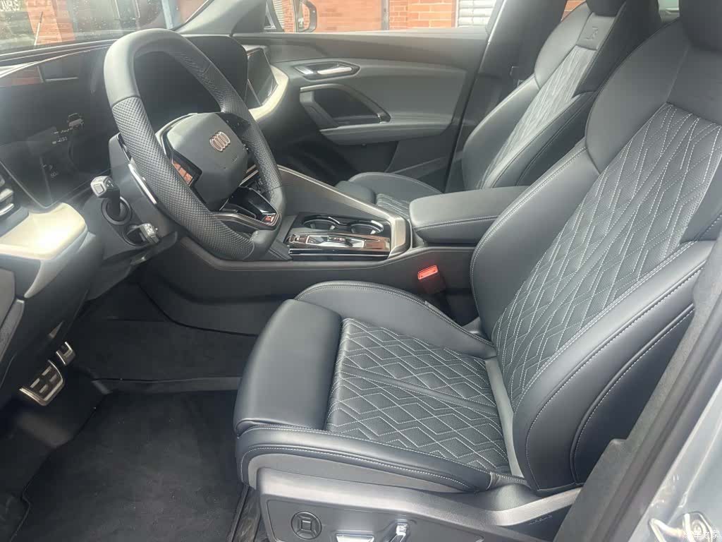 Audi Q5L, 2026 6