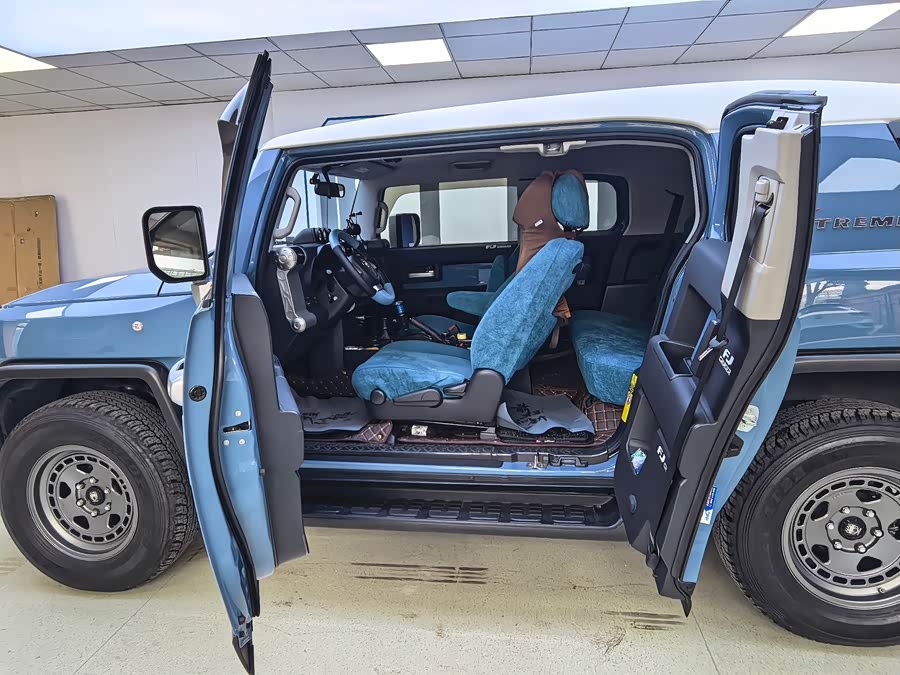 Toyota FJ Cruiser 2024, фото 10