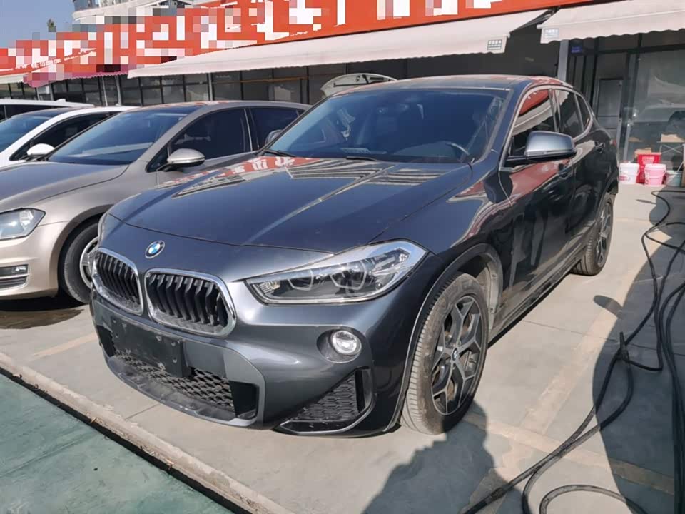 BMW X2