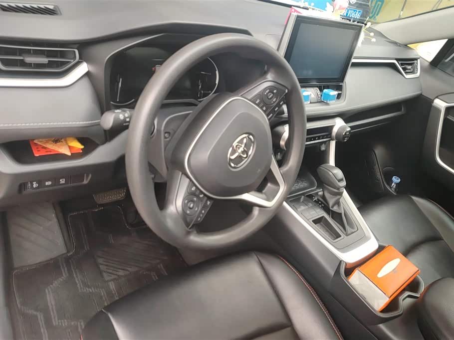 Toyota RAV4 Rongfang