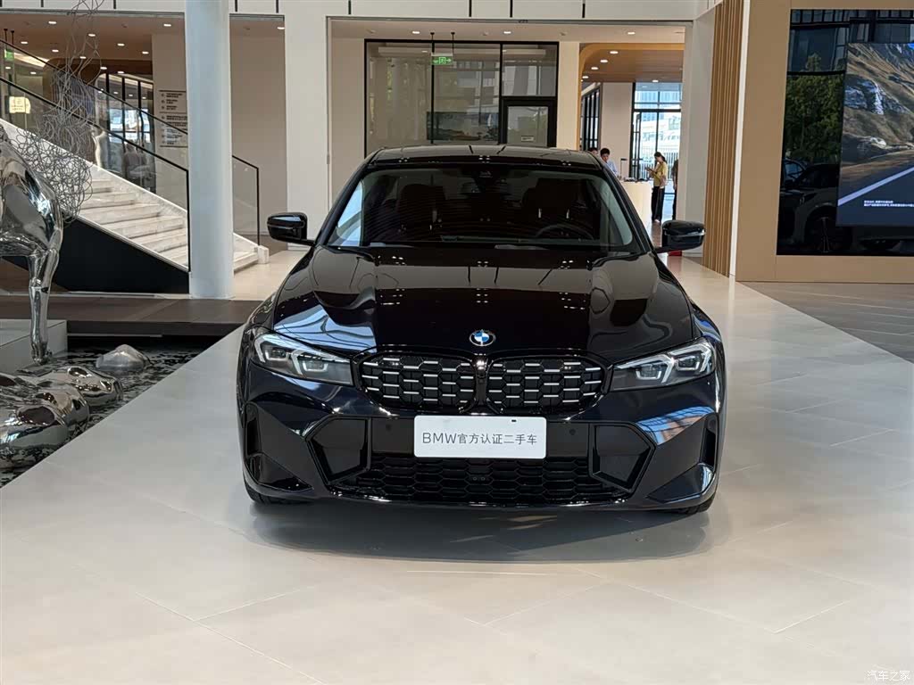 BMW 3 Series, 2024 все фото