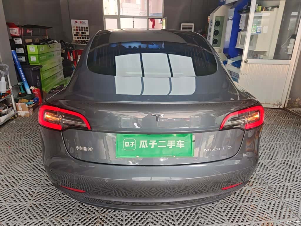 Tesla Model 3, 2020 6