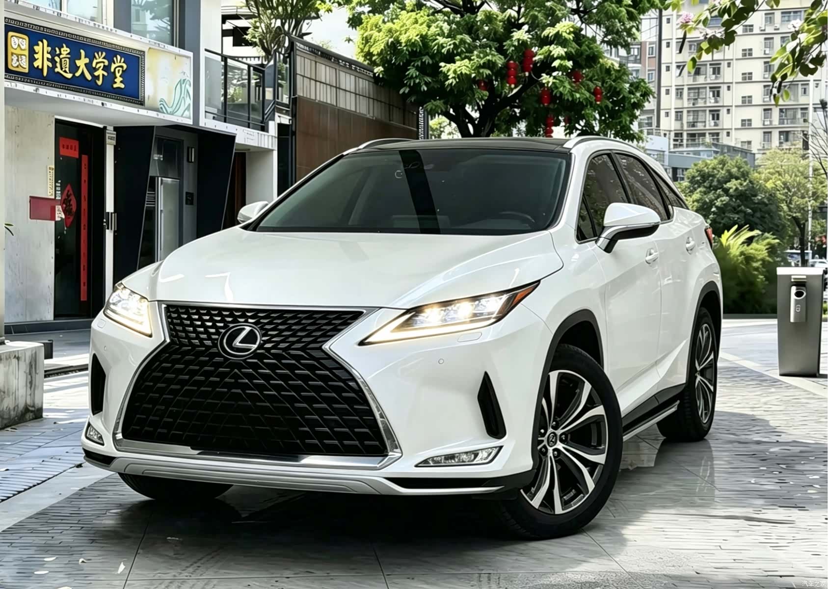 Lexus RX, 2021 1