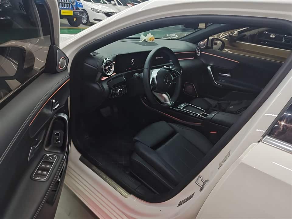 Mercedes-Benz Class A Mercedes-Benz Class A