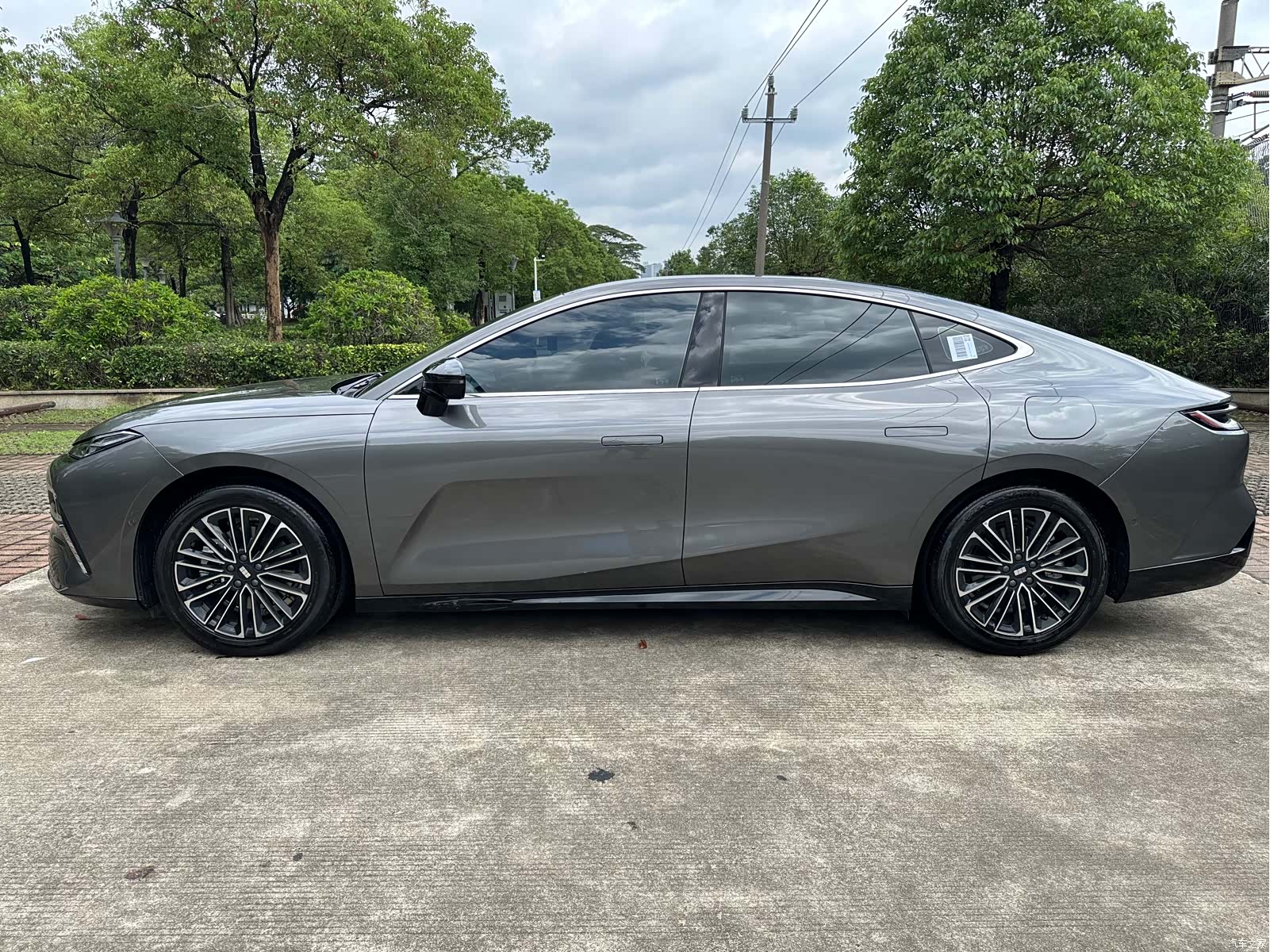 Geely 8, 2025 7