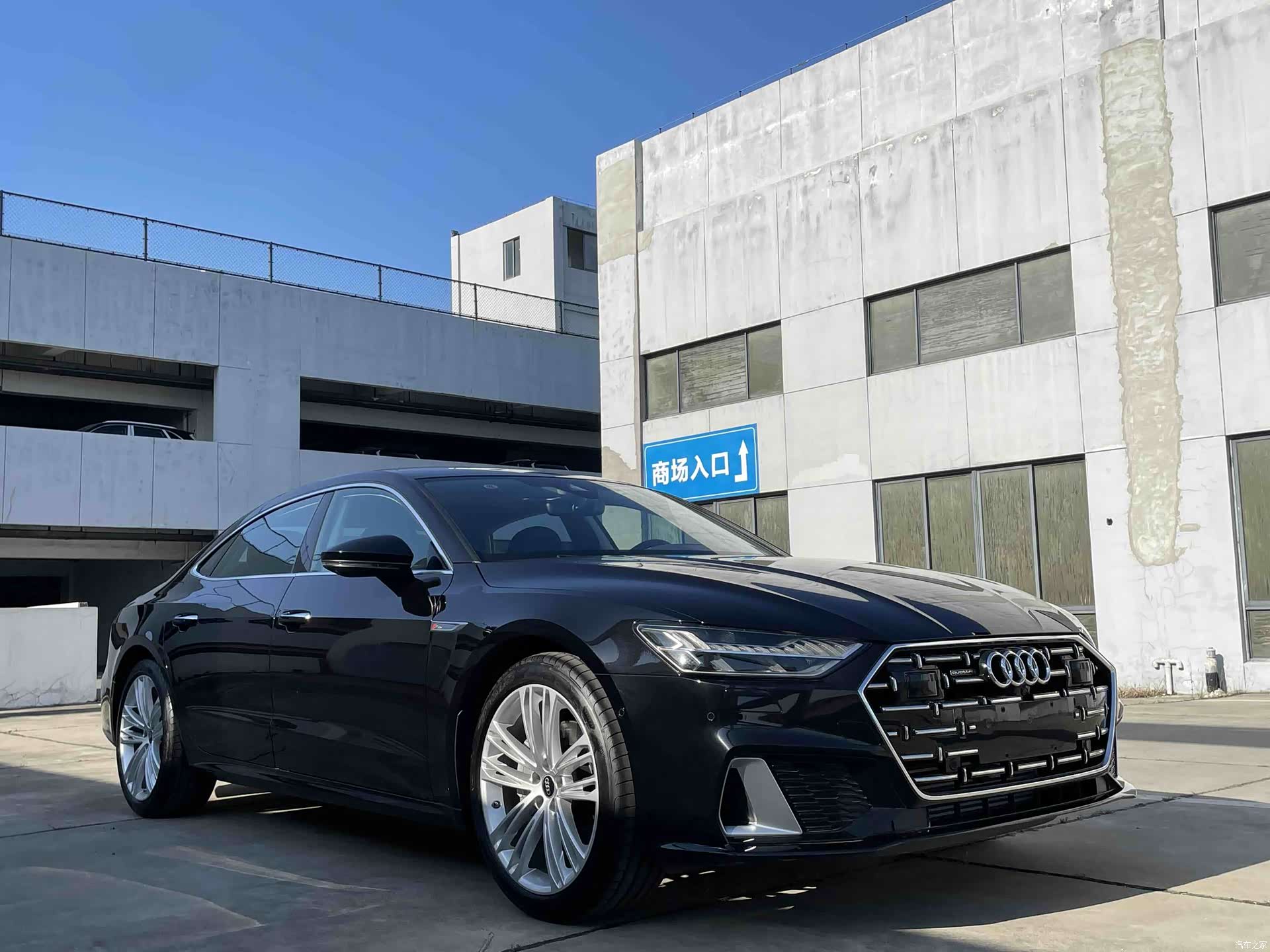 Audi A7L, 2026 3