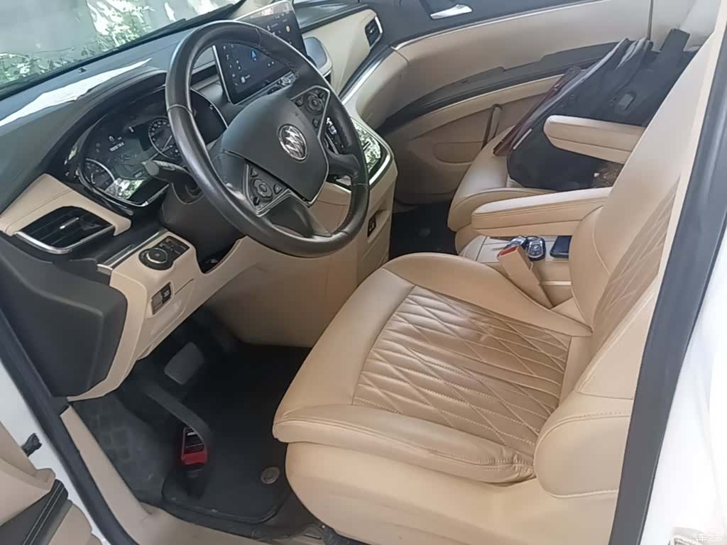 Buick GL8, 2024 11