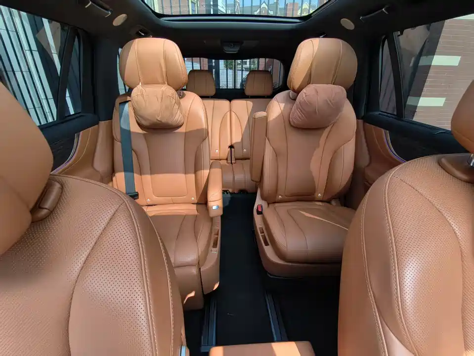 AITO Ask the world M9