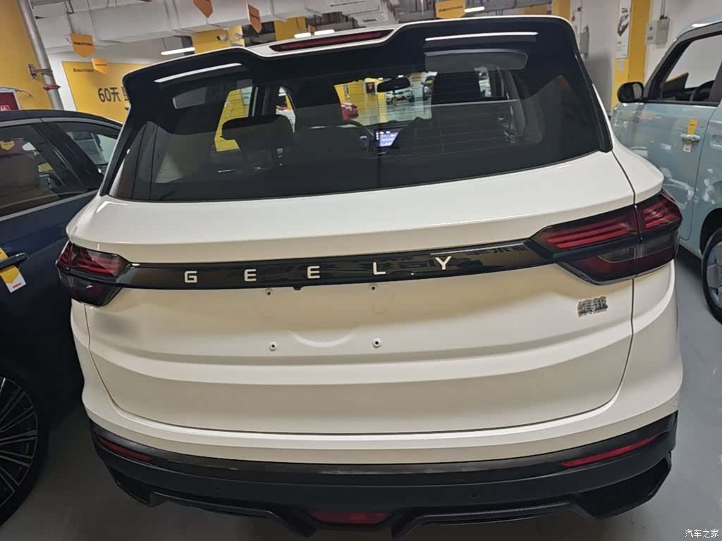 Geely Coolray, 2025 6
