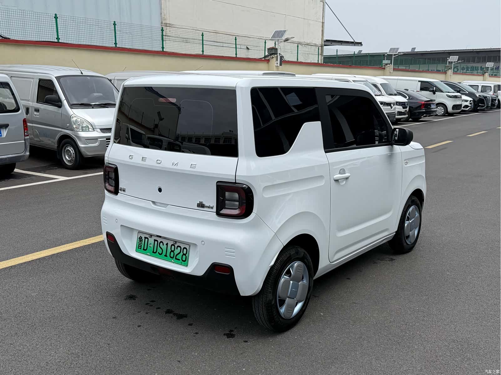 Geely Panda, 2025 8