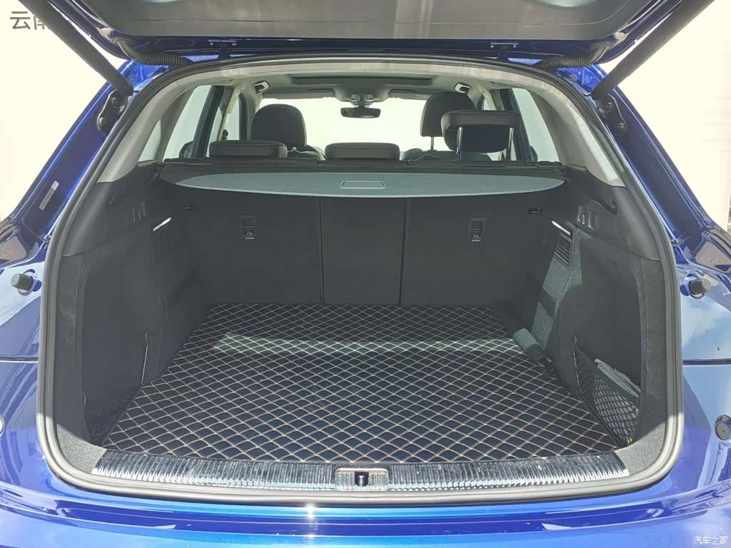 Audi Q5L, 2019 8