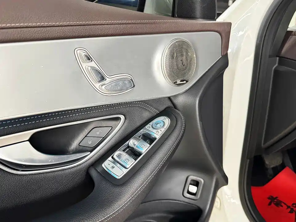 Mercedes-Benz GLC Mercedes-Benz GLC