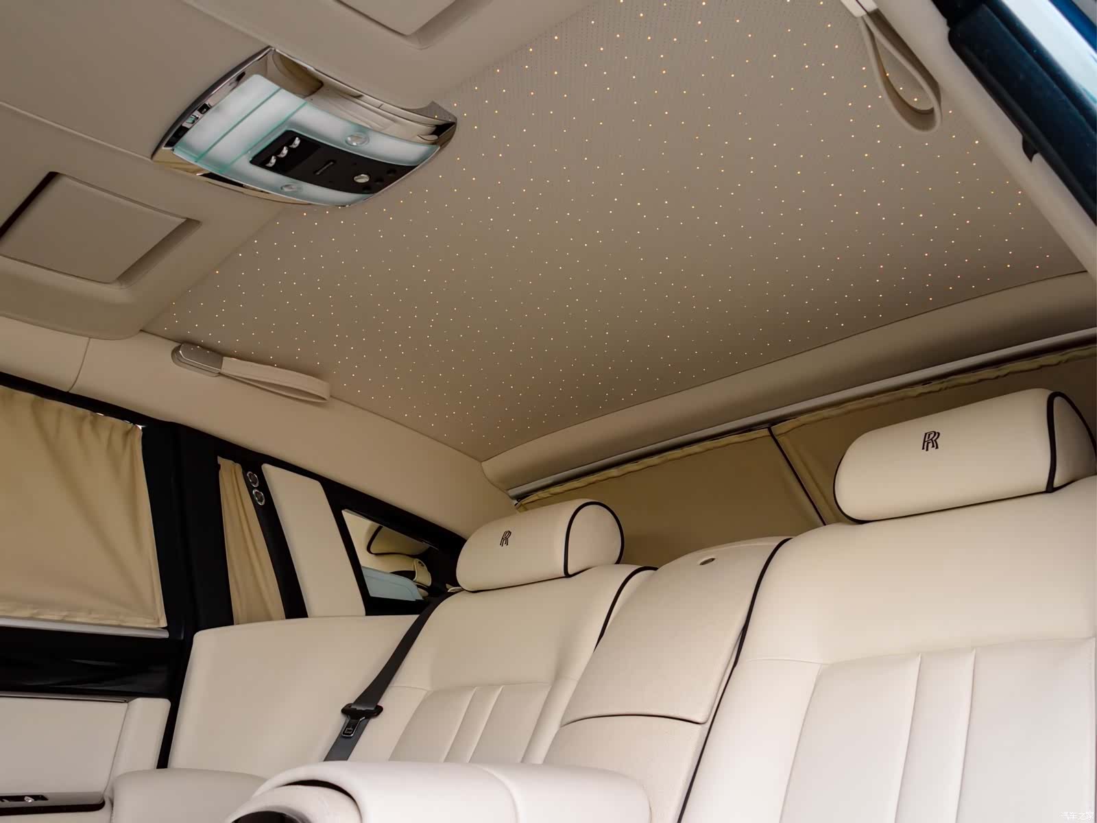 Rolls-Royce Phantom, 2013 15