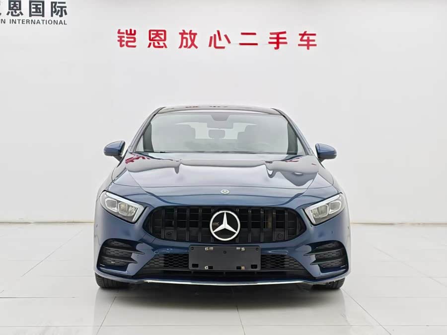 Mercedes-Benz A-Class 2019, фото 2