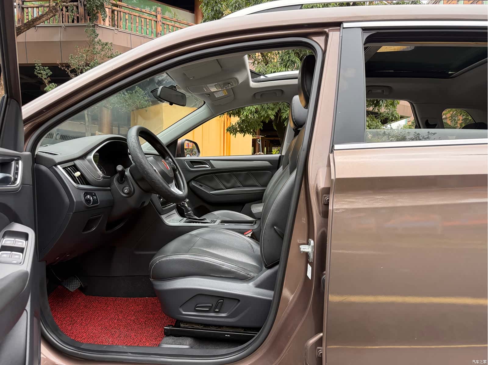 Roewe RX5, 2017 6