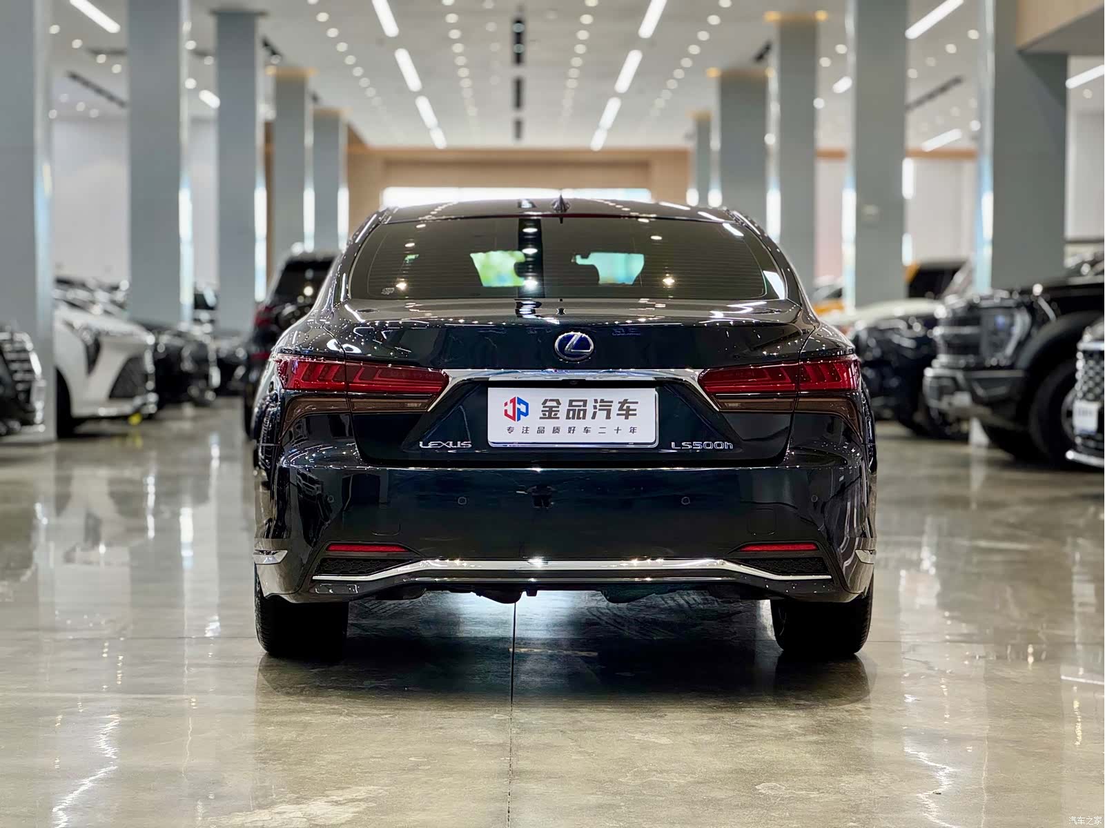 Lexus LS, 2021 все фото