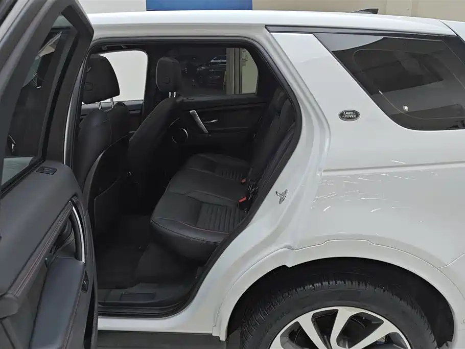 Land Rover Discover sports