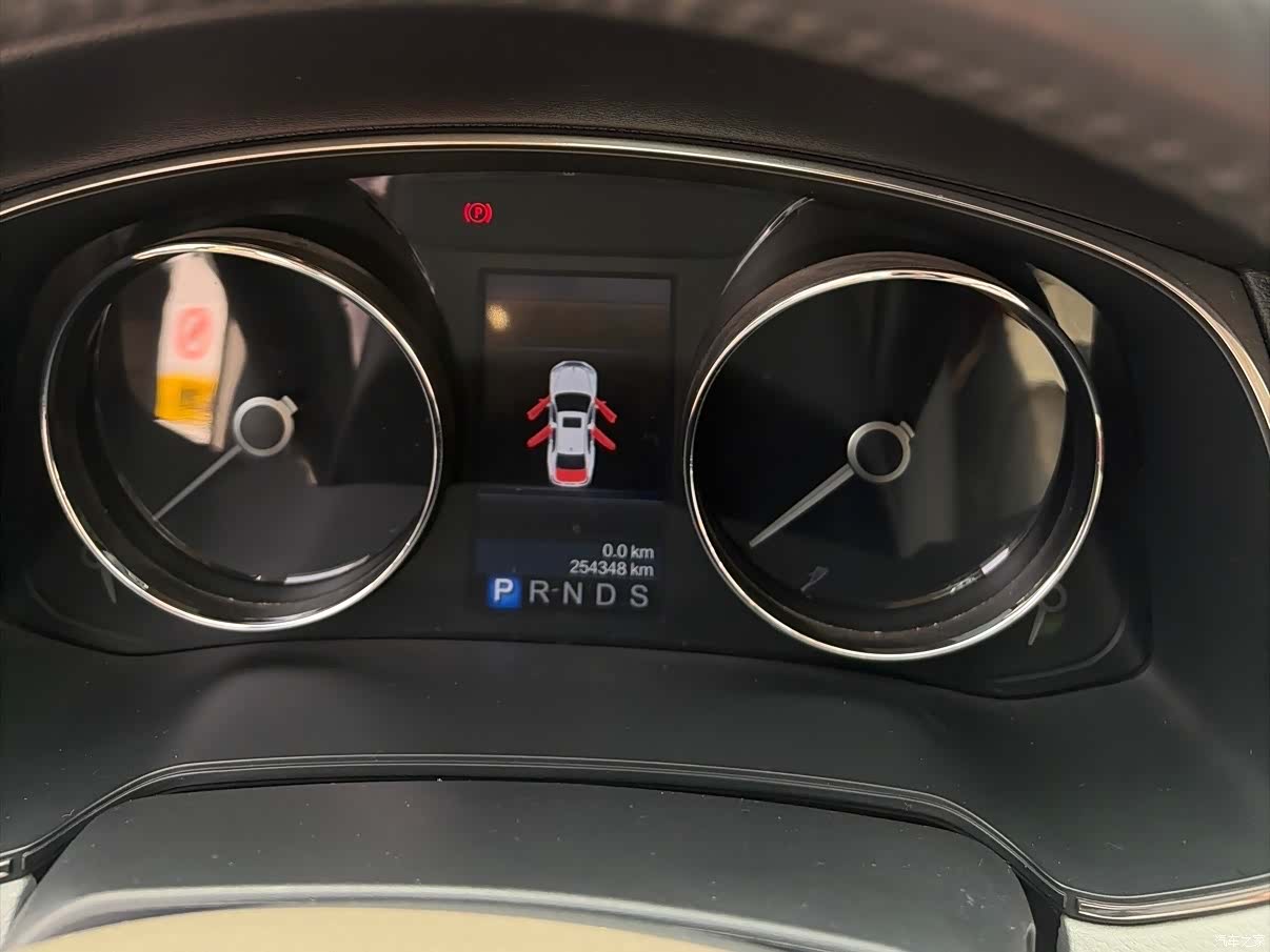 Hongqi H7, 2017 27