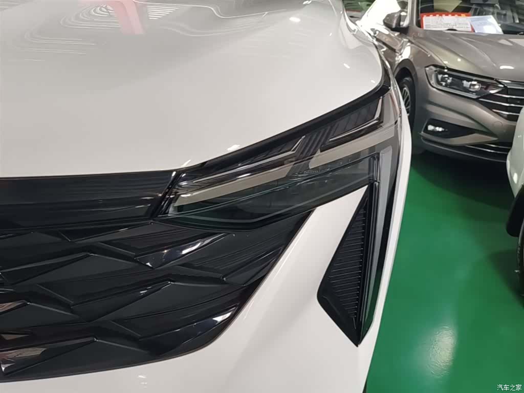 Geely Boyue, 2026 24