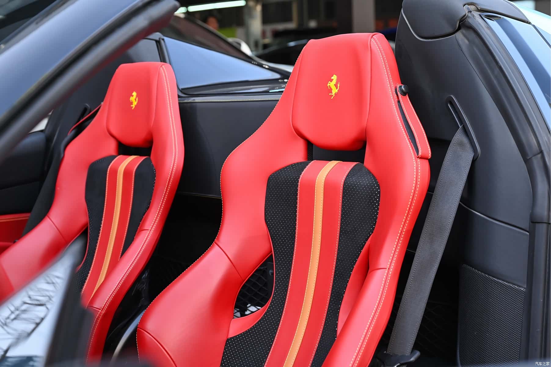 Ferrari F8, 2022 9