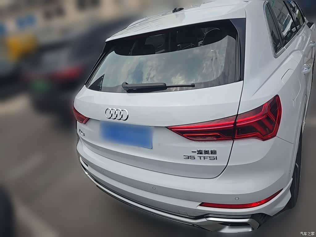 Audi Q3, 2025 10