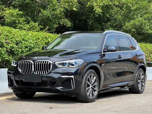 BMW X5 2023 — купить из Китая под заказ