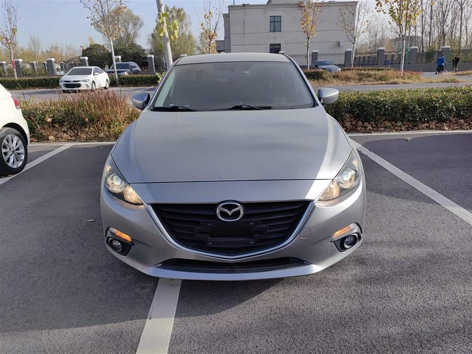 Mazda 3 Angkesaila