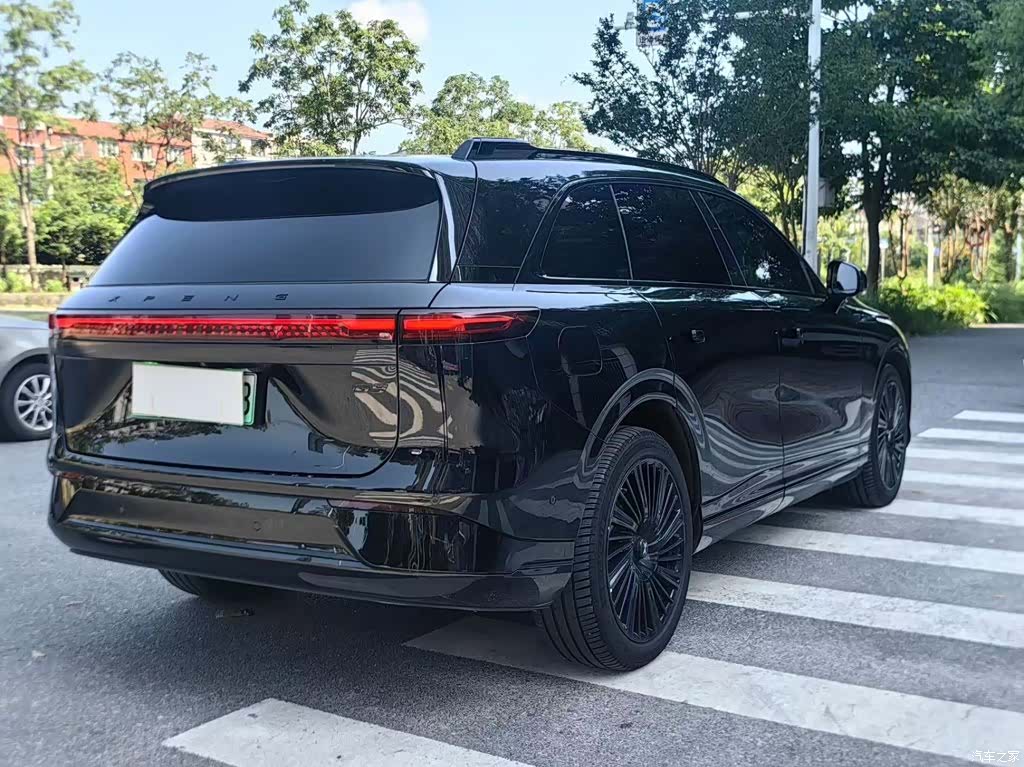 Xpeng G9, 2025 14