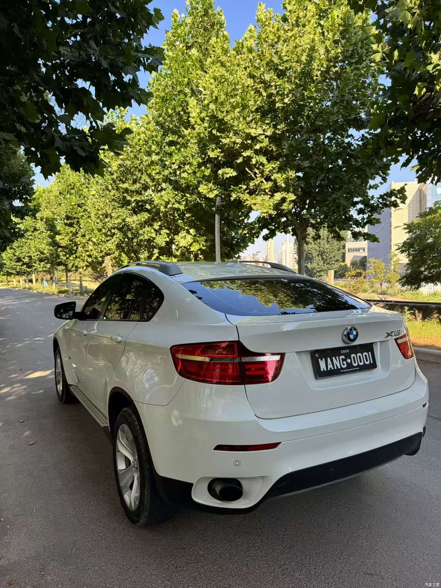 BMW X6, 2013 9