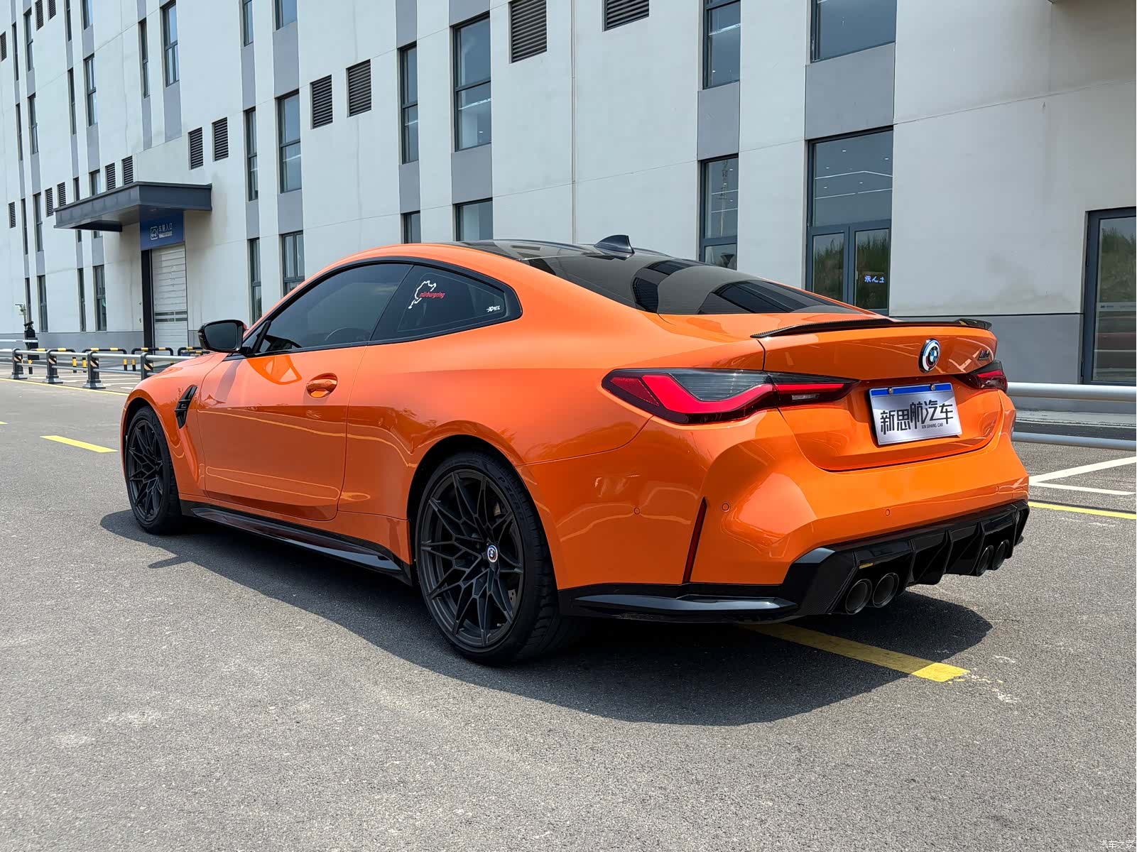 BMW M4, 2023 3