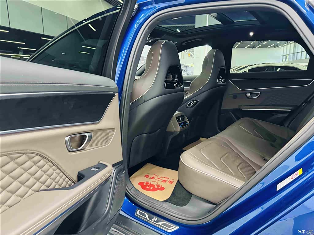 BYD Han, 2022 19