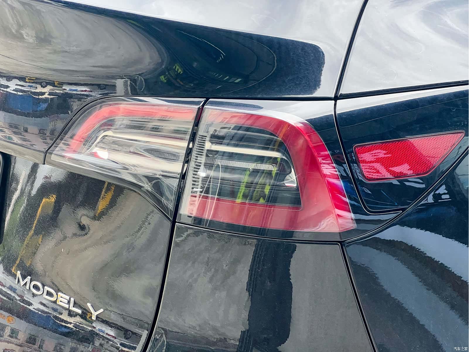 Tesla Model Y, 2024 12