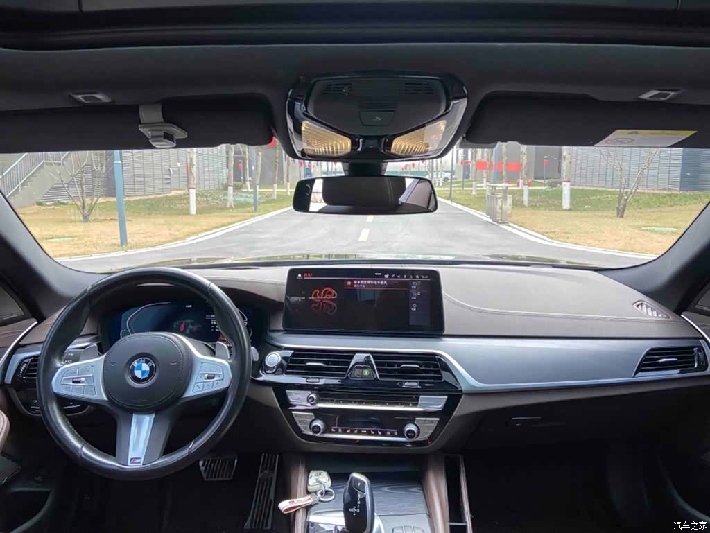 BMW 5 Series, 2023 9