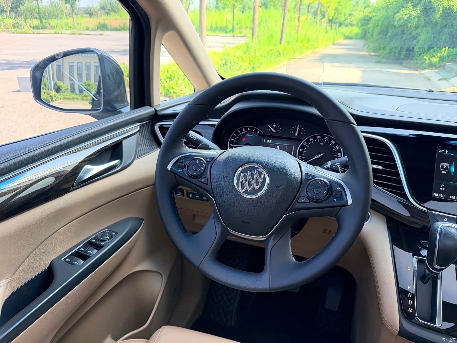 Buick GL8, 2019 12