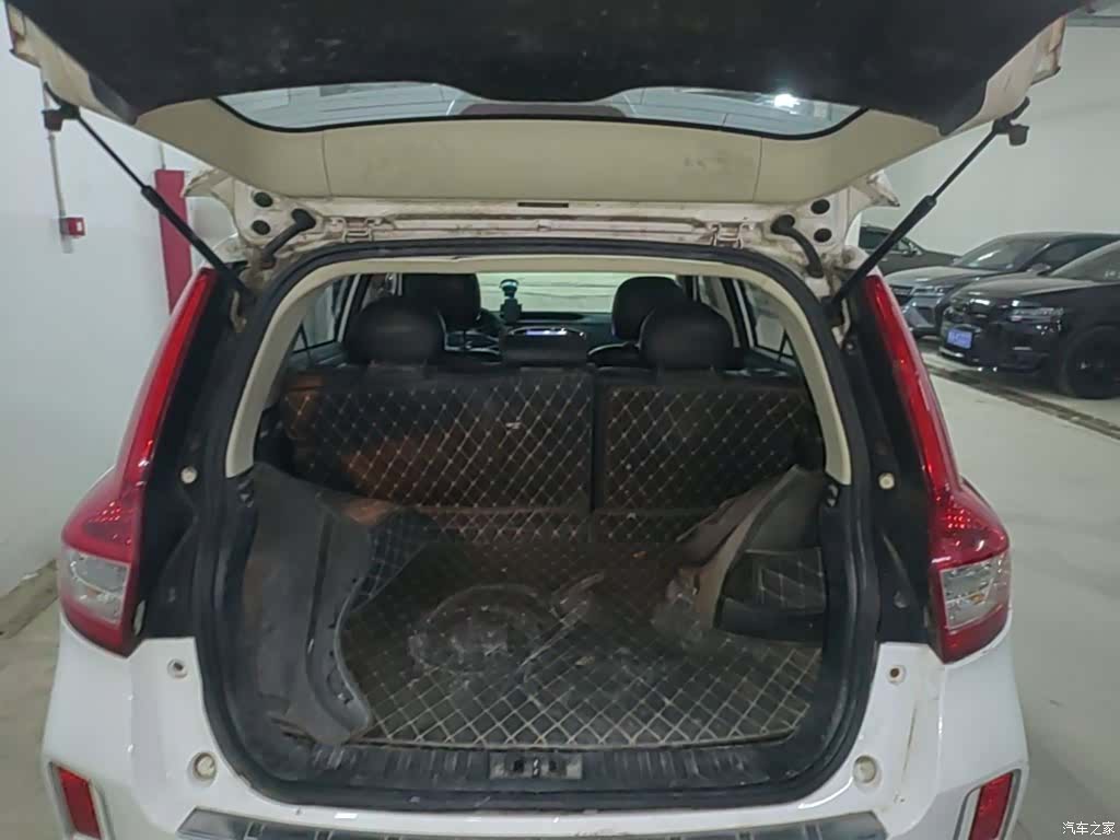 Geely X6, 2016 19