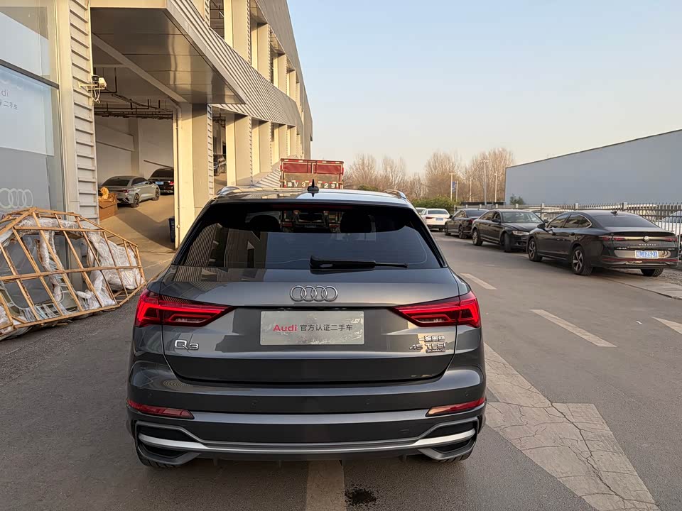 Audi Q3
