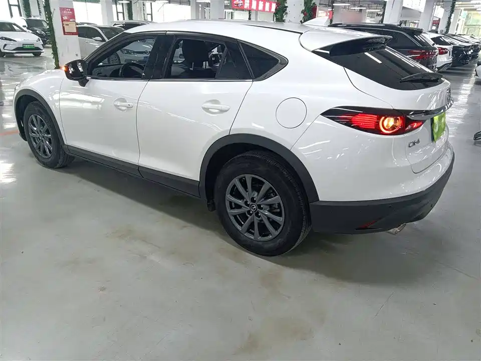 Mazda CX-4