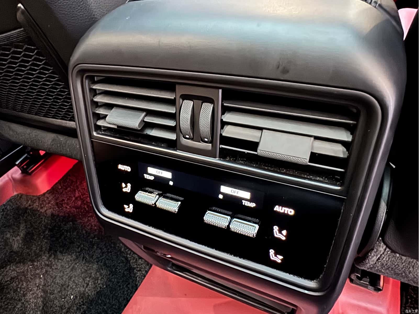 Porsche Cayenne, 2025 23