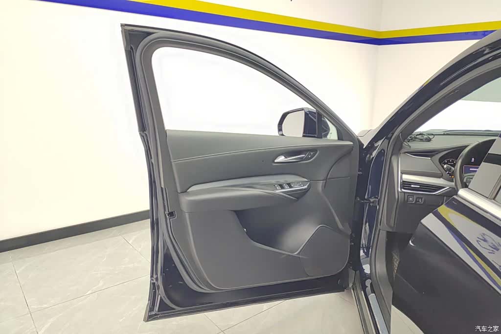 Cadillac XT4, 2021 7