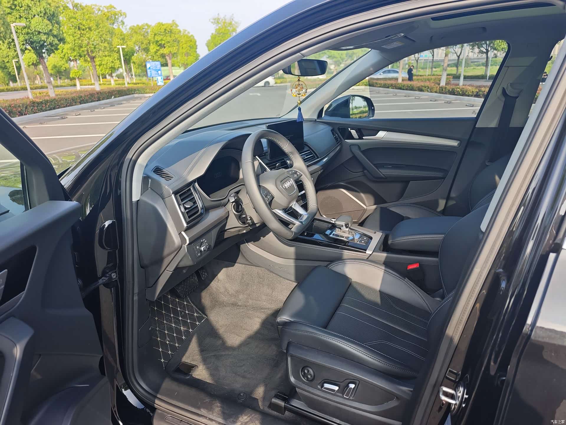 Audi Q5L, 2024 4
