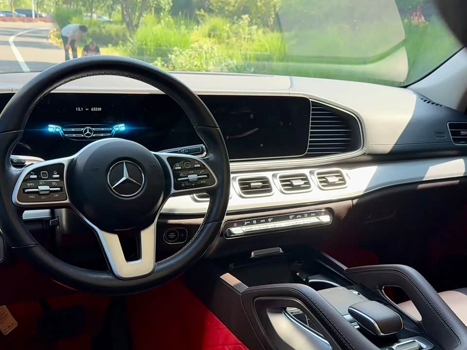 Mercedes-Benz GLE Mercedes-Benz GLE