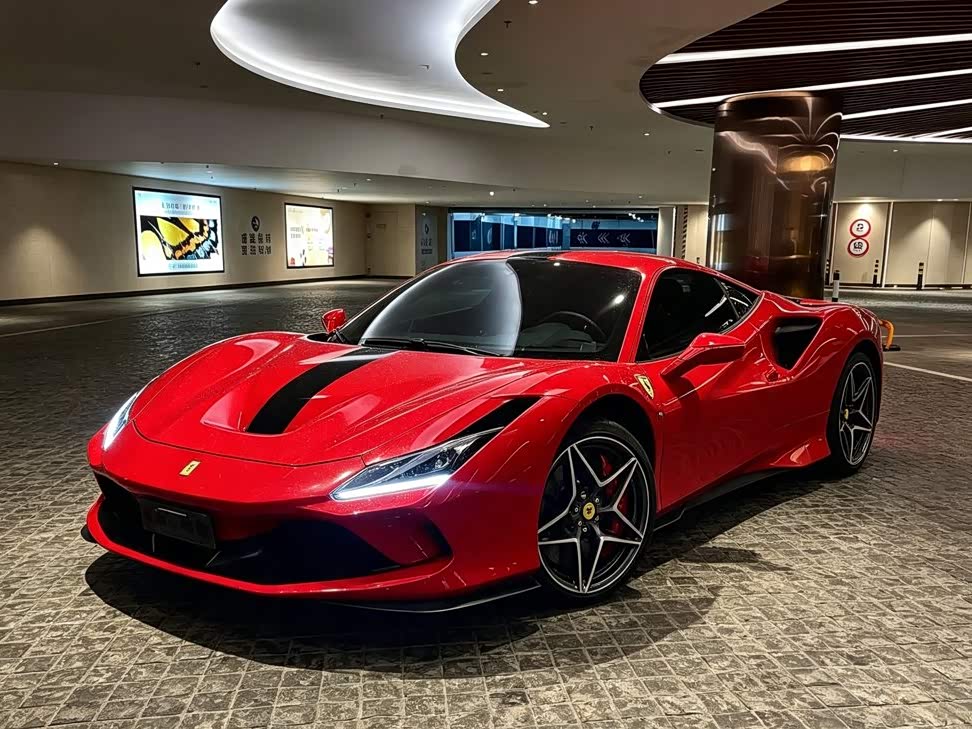 Ferrari F8