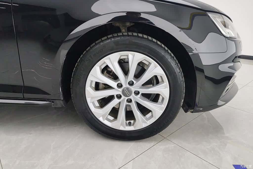 Audi A4L, 2020 6