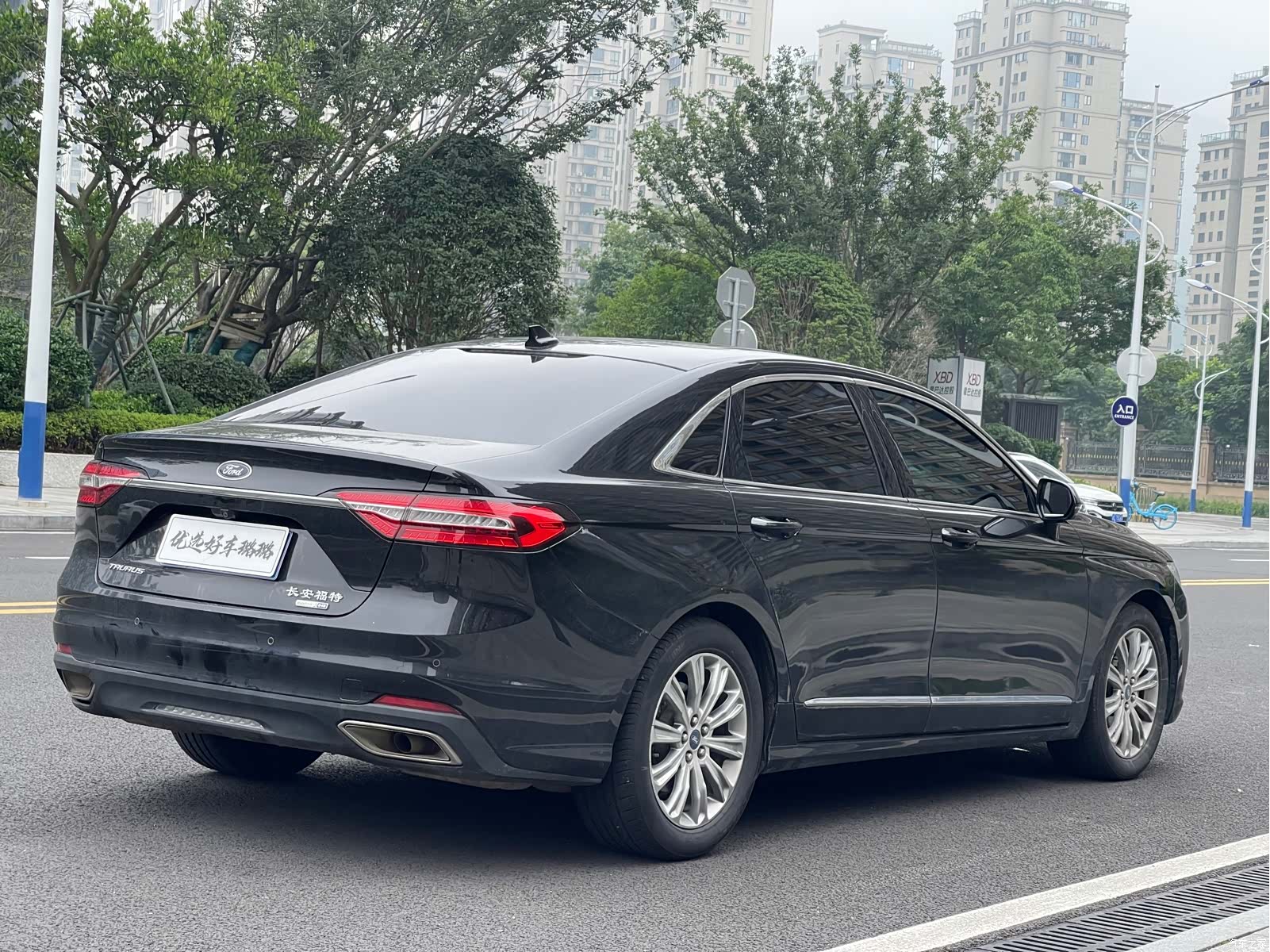 Ford Taurus, 2020 12