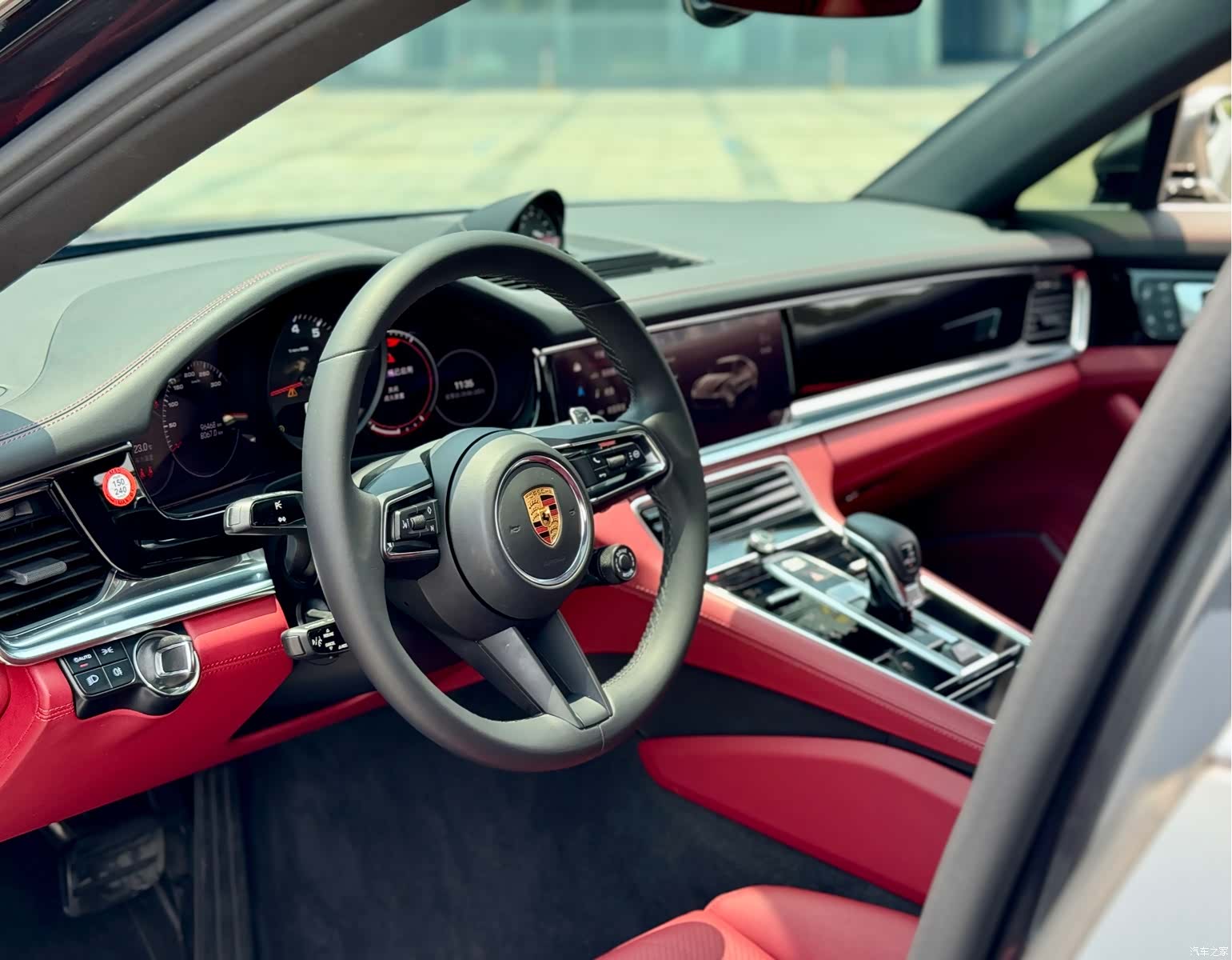Porsche Panamera, 2022 6