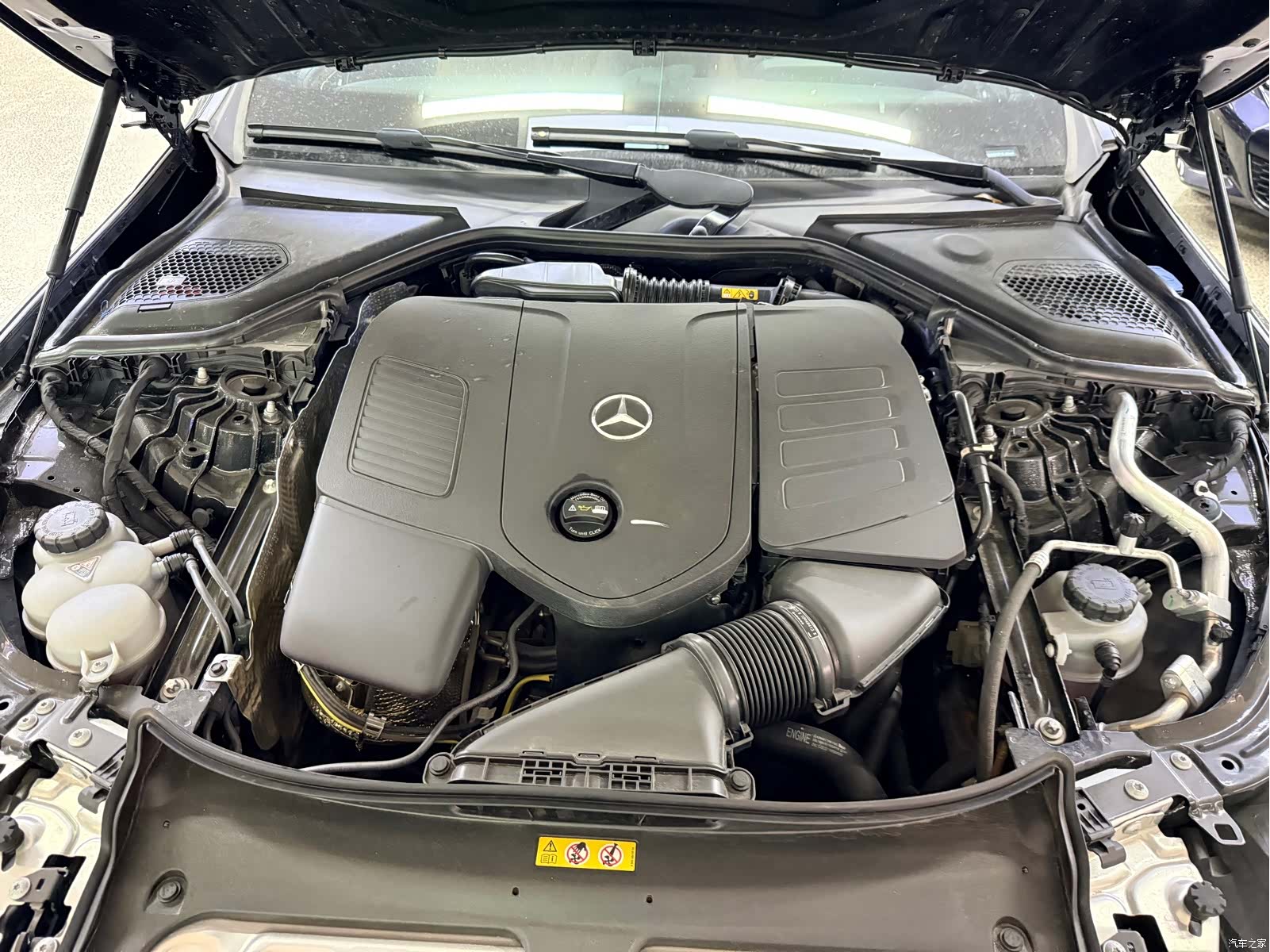 Mercedes-Benz E-Class, 2025 20