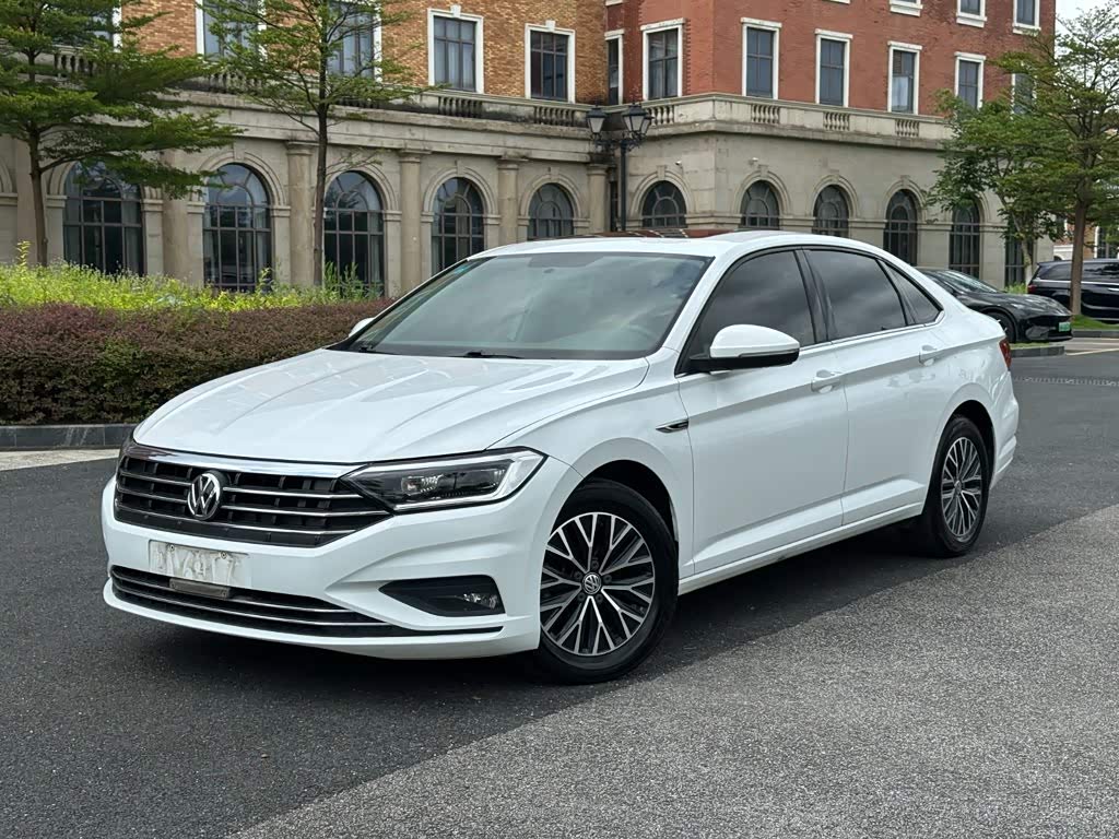 Volkswagen Sagitar