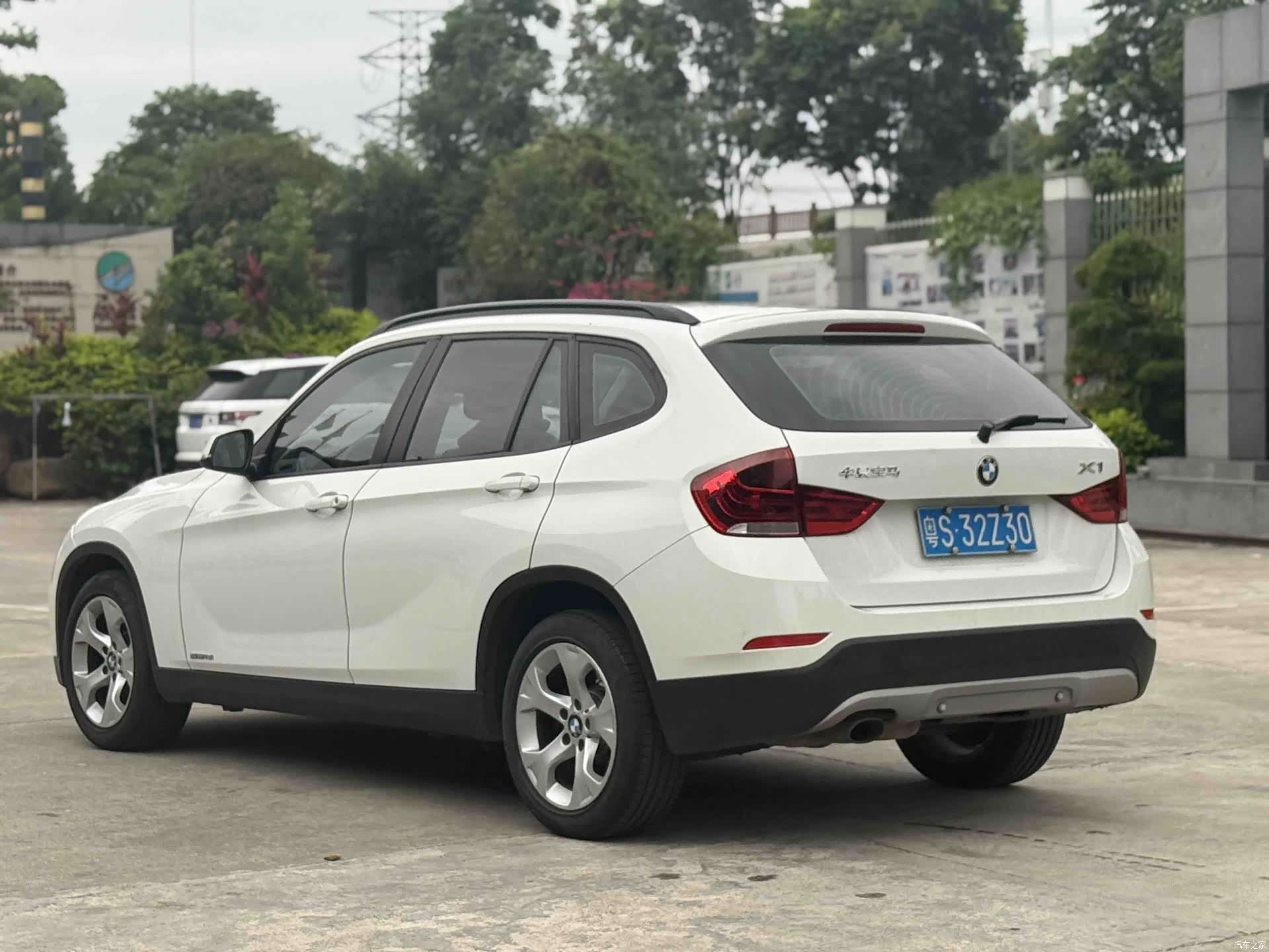 BMW X1, 2012 6