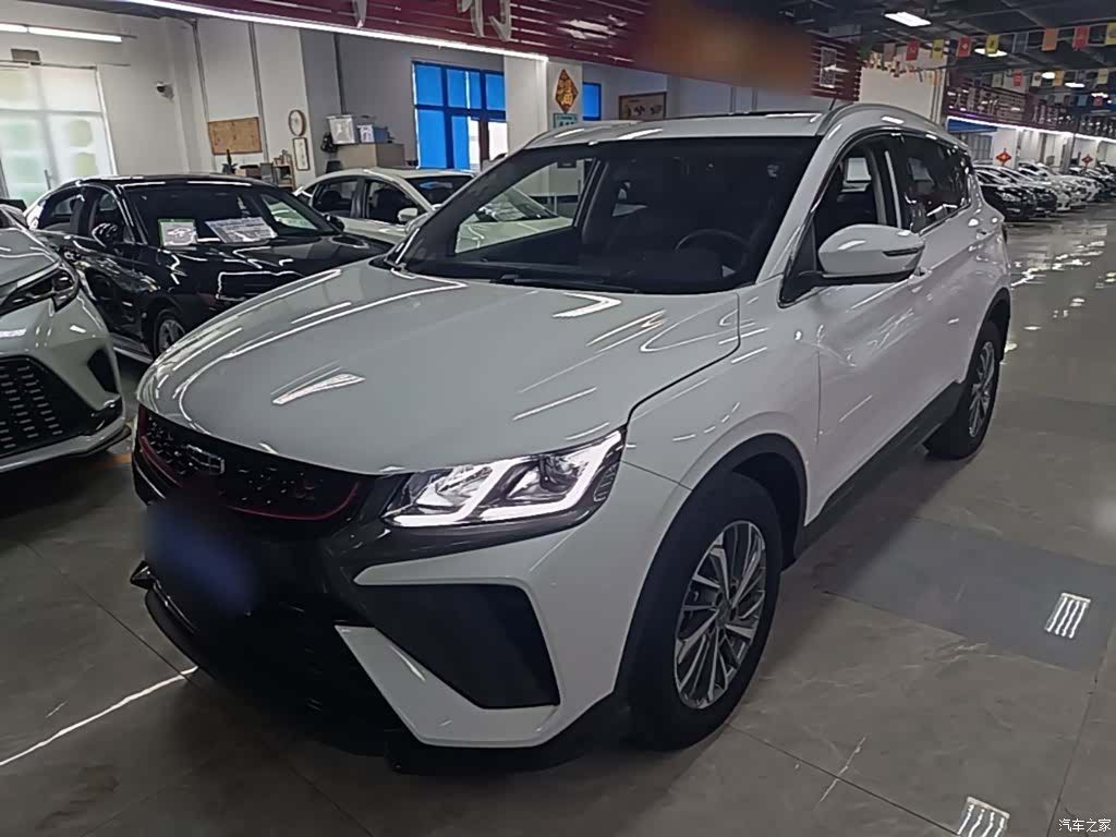 Geely Coolray, 2022 2