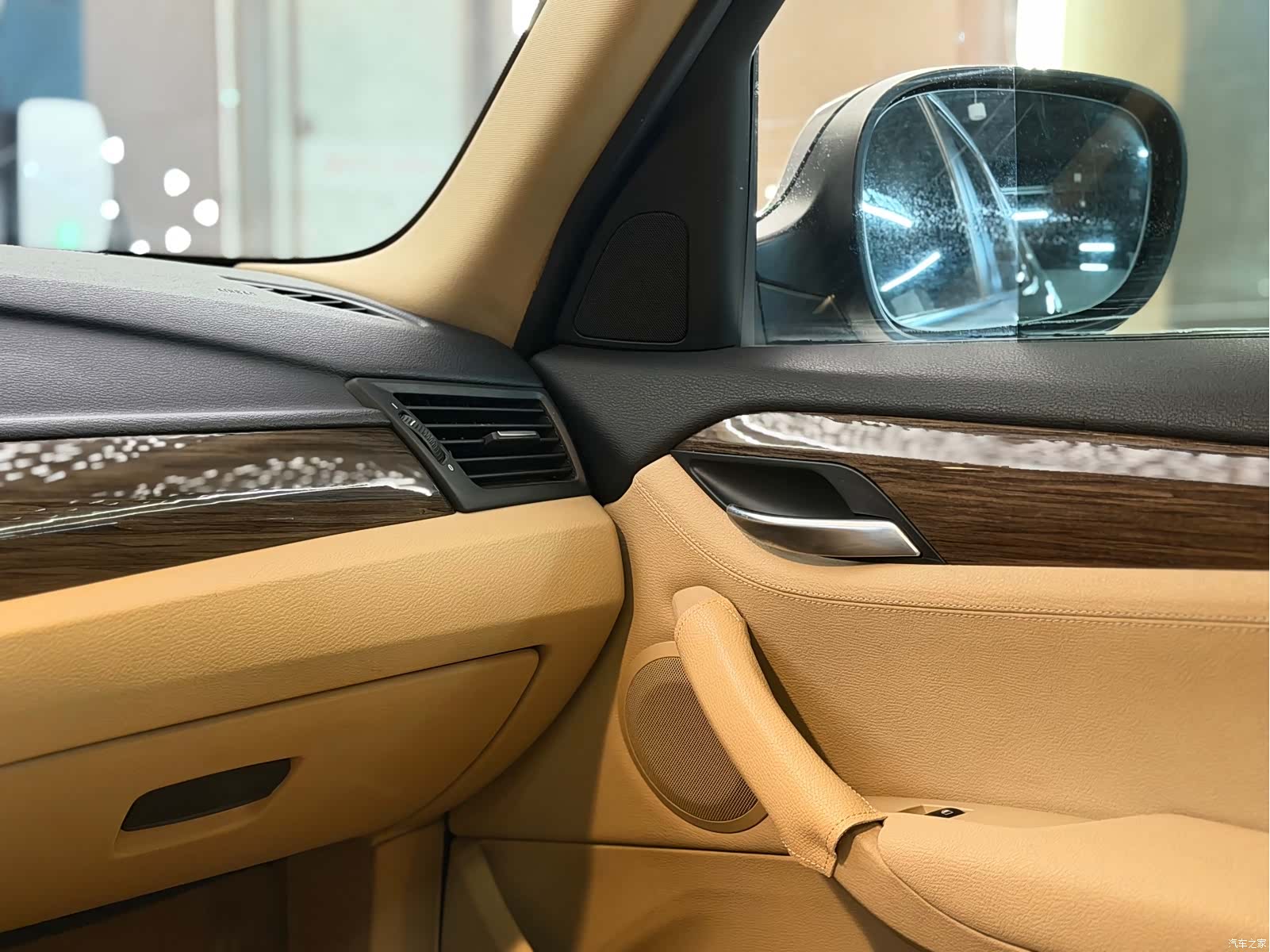 BMW X1, 2010 11